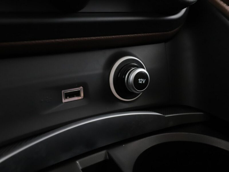Alfa Romeo Stelvio Executive automat 4x4 280KM skóra panorama ACC PDC-kamera