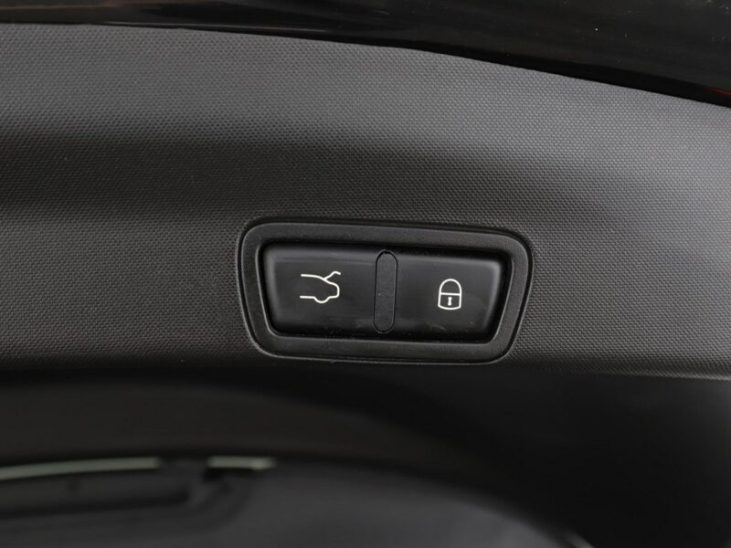Alfa Romeo Stelvio Executive automat 4x4 280KM skóra panorama ACC PDC-kamera