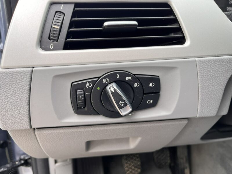 BMW 318 2.0 1wł Klima Alu Czujki Parkowan 6 biegów Bez Rdzy Stan BDB BEzwypadk E90 (2005-2012)