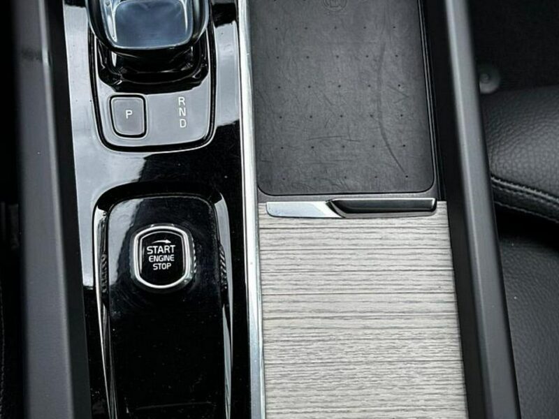 Volvo XC 60 diesel hybryda 197 kM AWD II (2017-)