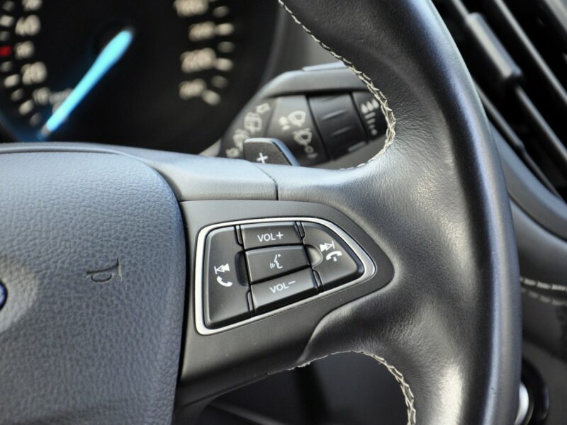 Ford Kuga 2,0TDCi 180KM ViGNALE/AWD/Skóra/Serwis/FullLed/BLiS/Navi/Android/PDC II (2012-)