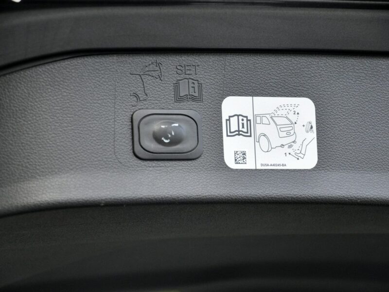 Ford Kuga 2,0TDCi 180KM ViGNALE/AWD/Skóra/Serwis/FullLed/BLiS/Navi/Android/PDC II (2012-)