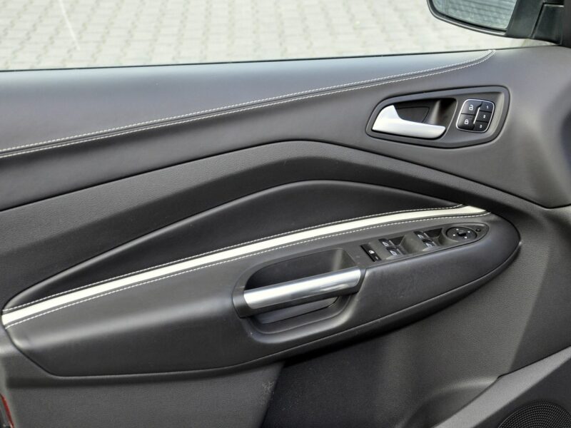 Ford Kuga 2,0TDCi 180KM ViGNALE/AWD/Skóra/Serwis/FullLed/BLiS/Navi/Android/PDC II (2012-)