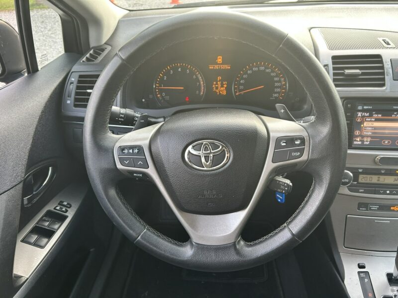 Toyota Avensis Super stan III (2009-)