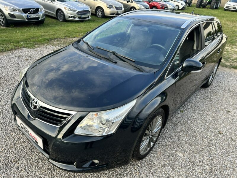 Toyota Avensis Super stan III (2009-)