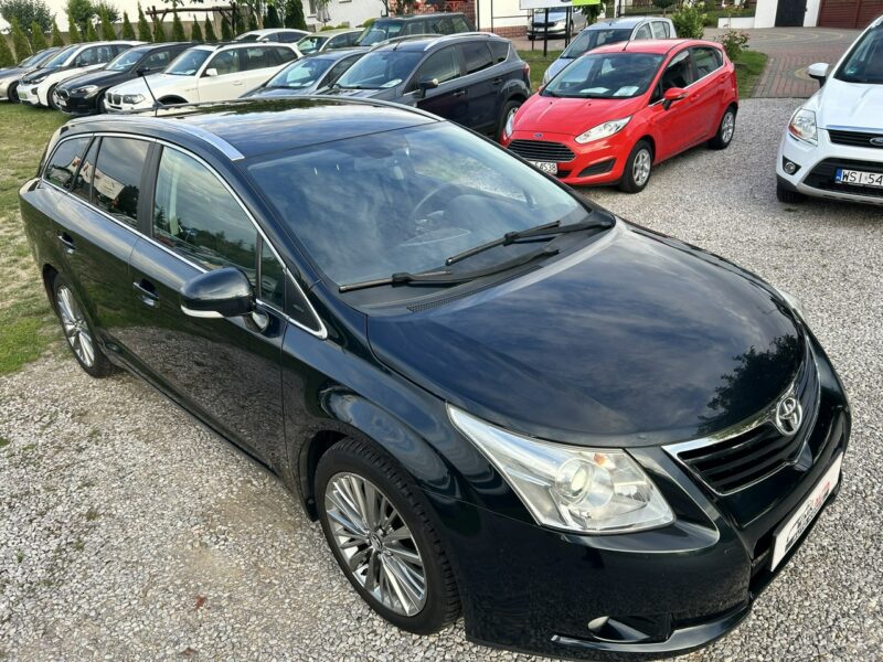 Toyota Avensis Super stan III (2009-)