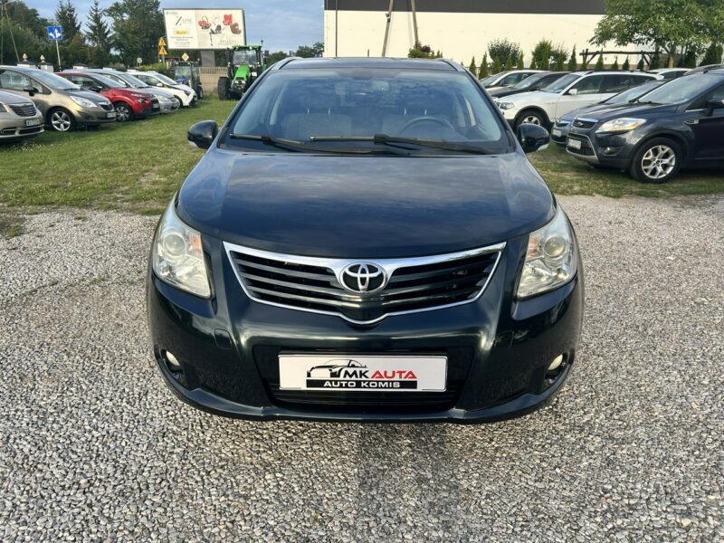 Toyota Avensis Super stan III (2009-)