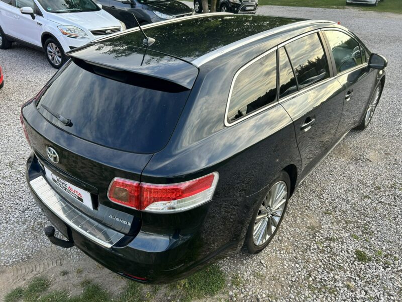 Toyota Avensis Super stan III (2009-)