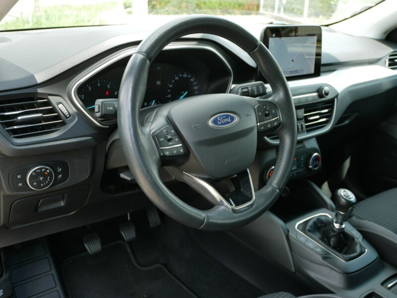 Ford Focus 1.0 E-Boost 100KM Kombi -Navi -Pakiet zimowy -Asystenci jazdy -Zobacz Mk4 (2018-)