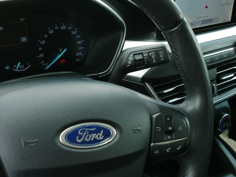 Ford Focus 1.0 E-Boost 100KM Kombi -Navi -Pakiet zimowy -Asystenci jazdy -Zobacz Mk4 (2018-)