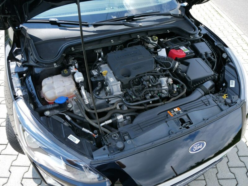 Ford Focus 1.0 E-Boost 100KM Kombi -Navi -Pakiet zimowy -Asystenci jazdy -Zobacz Mk4 (2018-)
