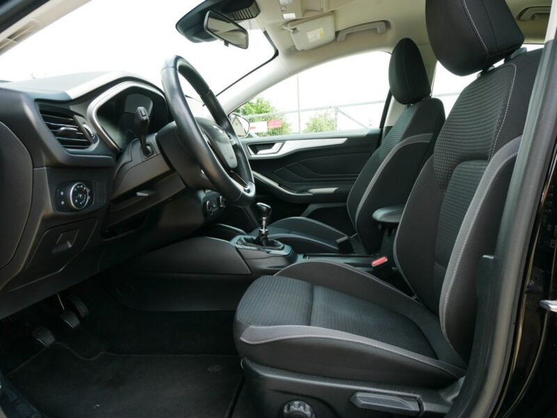 Ford Focus 1.0 E-Boost 100KM Kombi -Navi -Pakiet zimowy -Asystenci jazdy -Zobacz Mk4 (2018-)