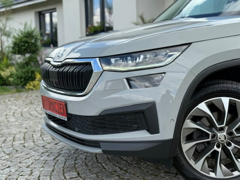 Škoda Kodiaq KAMERA, FULL LED, AMBIENTE, EL.KLAPA, TOP KOLOR, GWARANCJA! I (2016-2024)