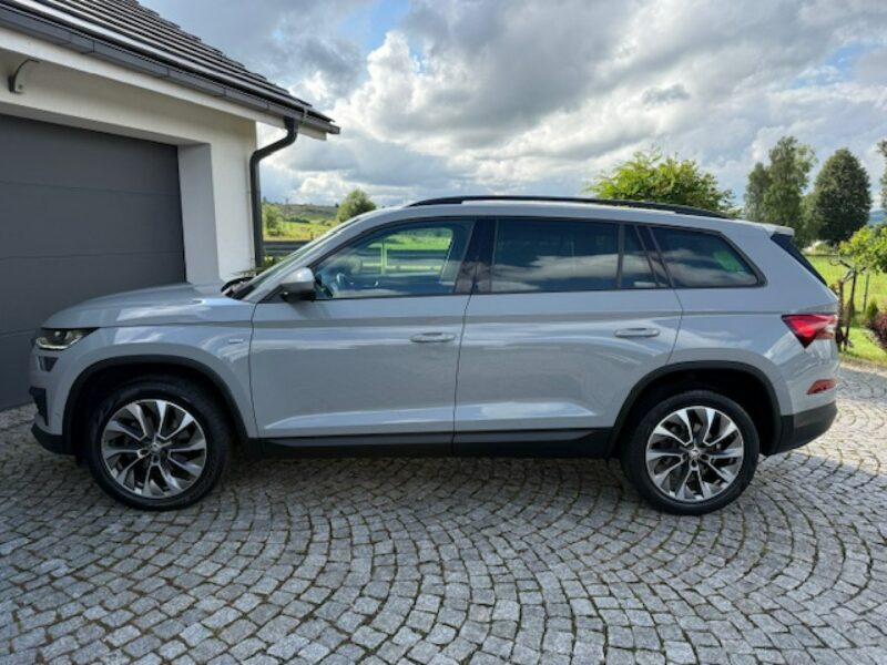 Škoda Kodiaq KAMERA, FULL LED, AMBIENTE, EL.KLAPA, TOP KOLOR, GWARANCJA! I (2016-2024)
