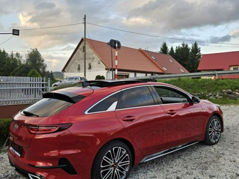 Kia Pro Cee'd 1,6 CRDI GT Line