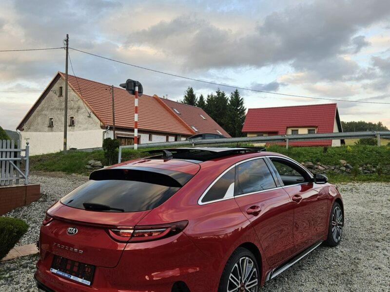 Kia Pro Cee'd 1,6 CRDI GT Line