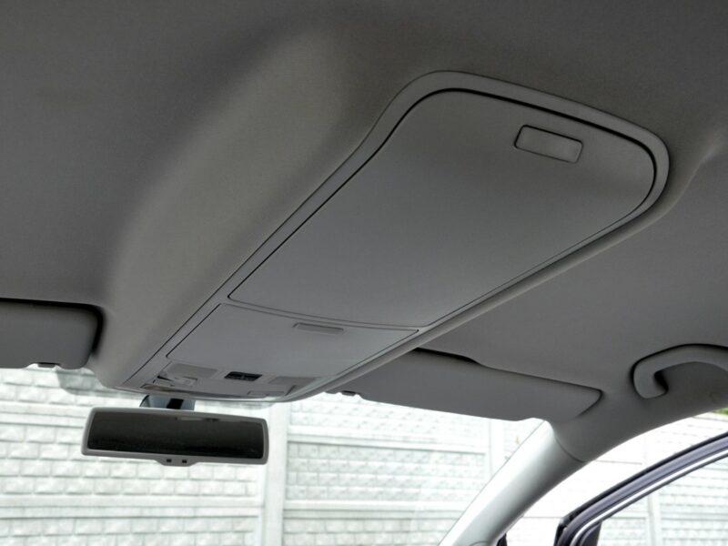 Volkswagen Touran 1,6TDi 105KM DSG/Comfortline/Navi/Podgrz.fotele/Parktronic/Alufelgi II (2010-2015)