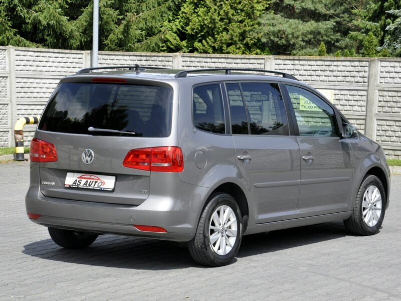 Volkswagen Touran 1,6TDi 105KM DSG/Comfortline/Navi/Podgrz.fotele/Parktronic/Alufelgi II (2010-2015)