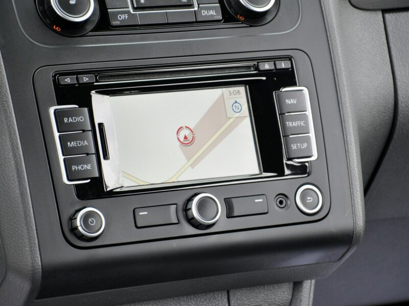 Volkswagen Touran 1,6TDi 105KM DSG/Comfortline/Navi/Podgrz.fotele/Parktronic/Alufelgi II (2010-2015)