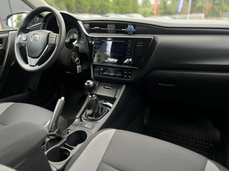Toyota Auris Salon Polska II właściciel Serwisowany Bezwypadkowy II (2012-)
