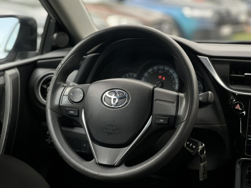 Toyota Auris Salon Polska II właściciel Serwisowany Bezwypadkowy II (2012-)