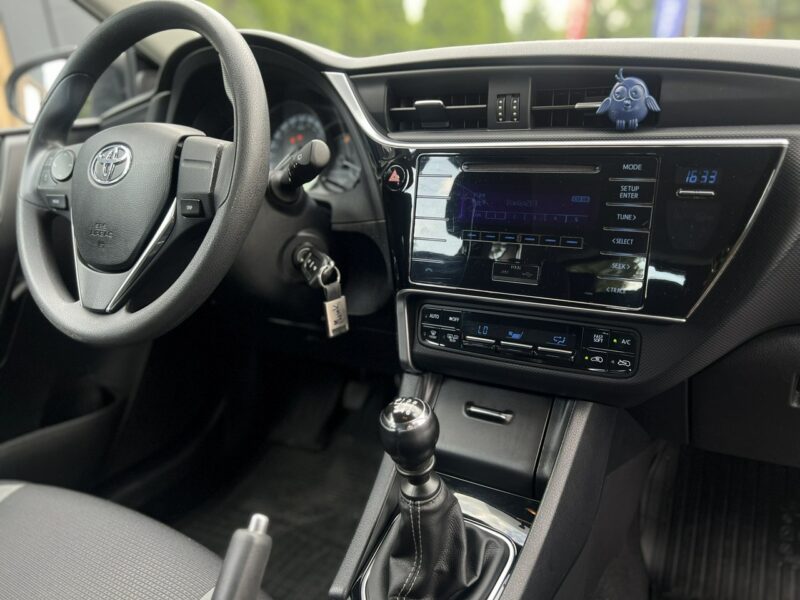 Toyota Auris Salon Polska II właściciel Serwisowany Bezwypadkowy II (2012-)
