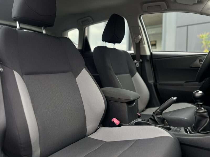 Toyota Auris Salon Polska II właściciel Serwisowany Bezwypadkowy II (2012-)