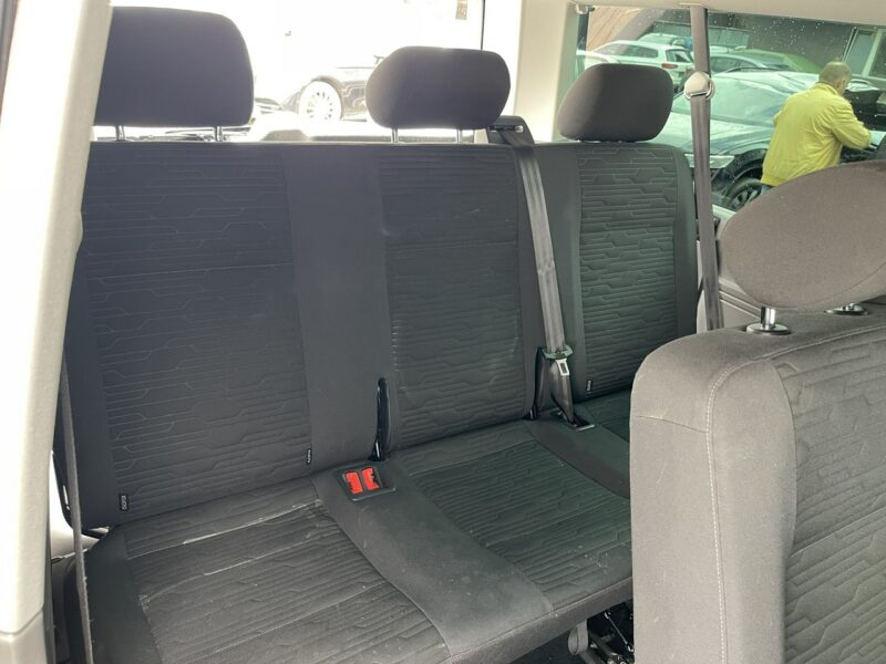 Volkswagen Caravelle Automat Klima 9osobowy