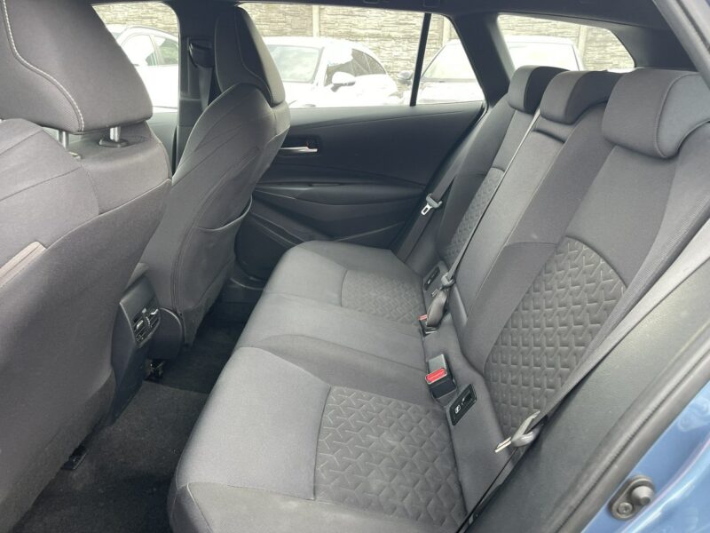 Toyota Corolla Hybryda Automat Podgrzewanie Virtual cockpit 122KM E21 (2019-)