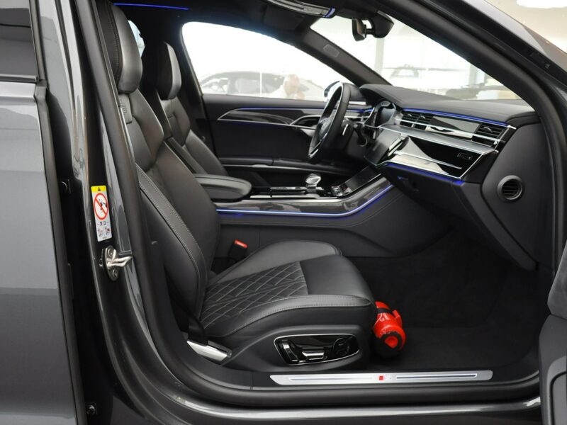 Audi S8 V8 571 KM Quattro B&O3D VirtualPlus MatrixHD Oled Kamery360 Hak Black D5 (2017-)