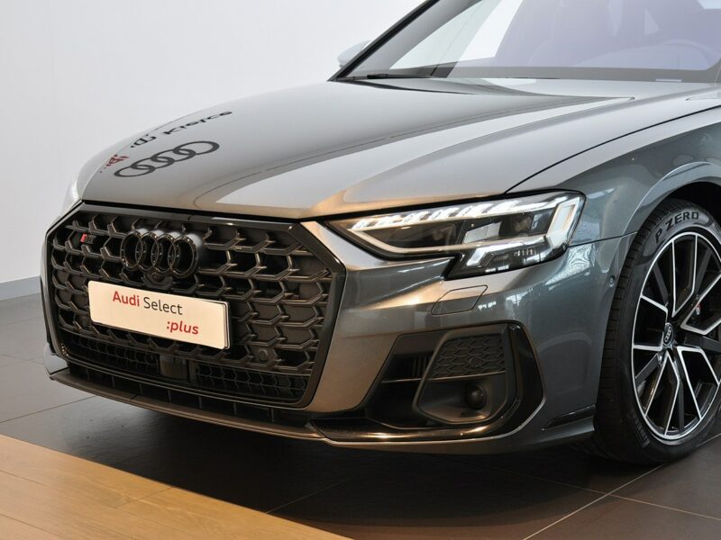 Audi S8 V8 571 KM Quattro B&O3D VirtualPlus MatrixHD Oled Kamery360 Hak Black D5 (2017-)