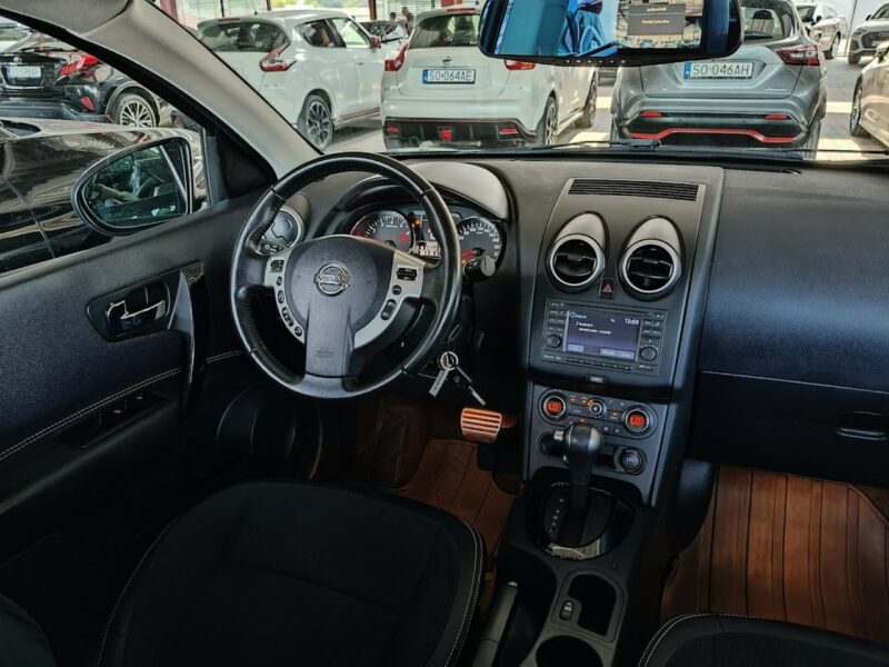 Nissan Qashqai 1.6 117KM, Automat, Kamery 360, Dach Panoramiczny, Navigacja I (2007-2013)