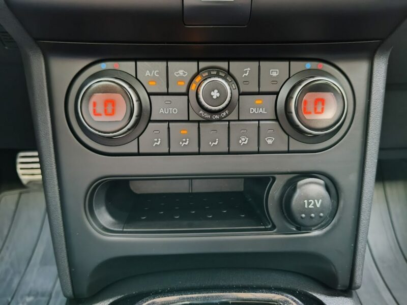 Nissan Qashqai 1.6 117KM, Automat, Kamery 360, Dach Panoramiczny, Navigacja I (2007-2013)