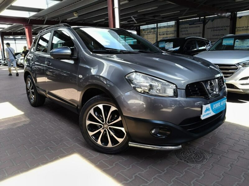 Nissan Qashqai 1.6 117KM, Automat, Kamery 360, Dach Panoramiczny, Navigacja I (2007-2013)