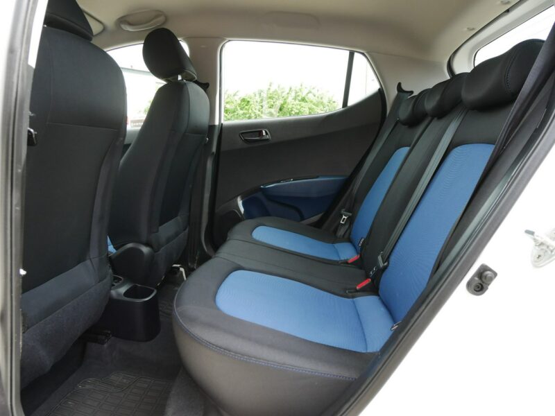 Hyundai i10 1.0 MPI 66KM -Klima +Grzane fotele i kier -Bardzo zadbany +Opony zima II (2013-)