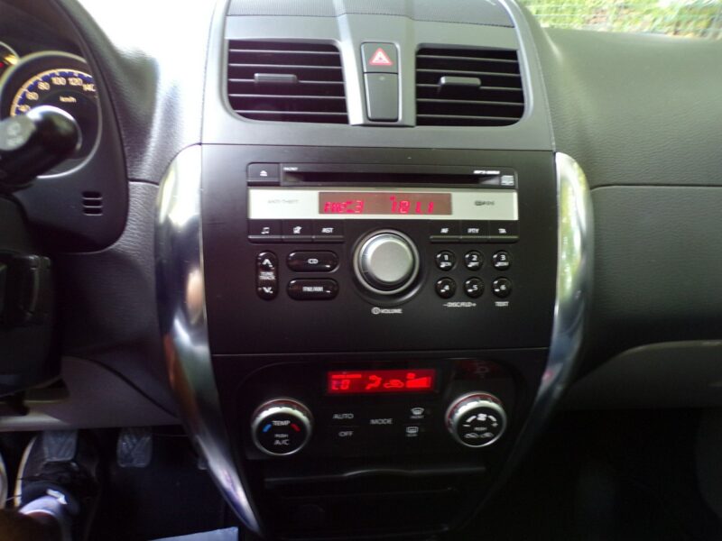 Suzuki SX4 Klimatronic /4x4 /webasto /1,6 /120KM /2015/88000Km I (2006-2013)
