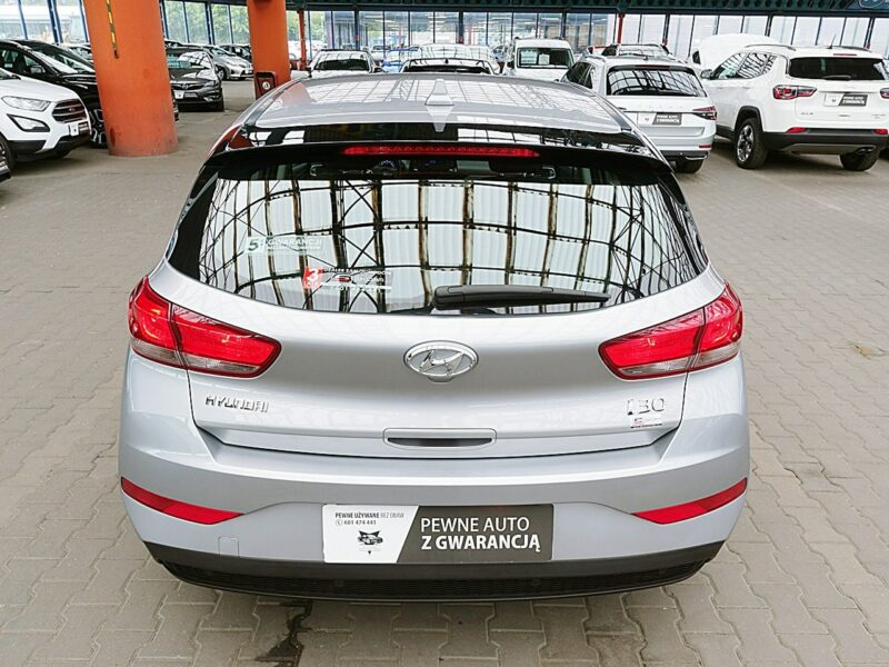 Hyundai i30 1,5 16V Led+Tempomat GWARANCJA 1WŁ Kraj Bezwypadkowy Serwisowany F23% III (2017-)