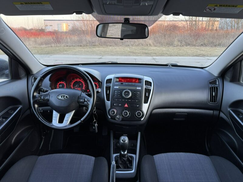 Kia Venga sprzedam KIA VENGA 1 6 b