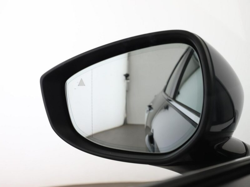 Mazda CX-30 mHEV navi LED klima auto kamera i czujniki parkowania grzane fotele