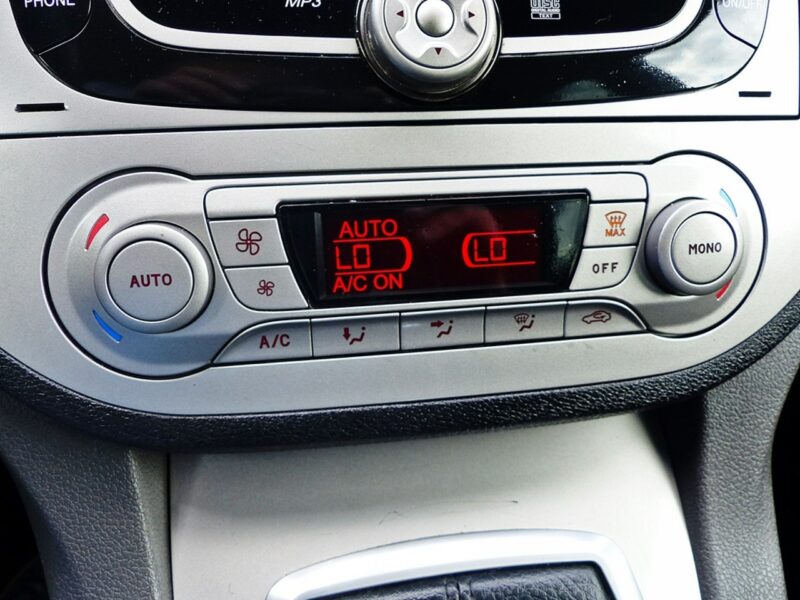 Ford Kuga 2.0 TDCI*Climatronic*Alu*Pełna Elektryka*PDC*SONY*Super Stan*ZOBACZ!!! I (2008-2012)