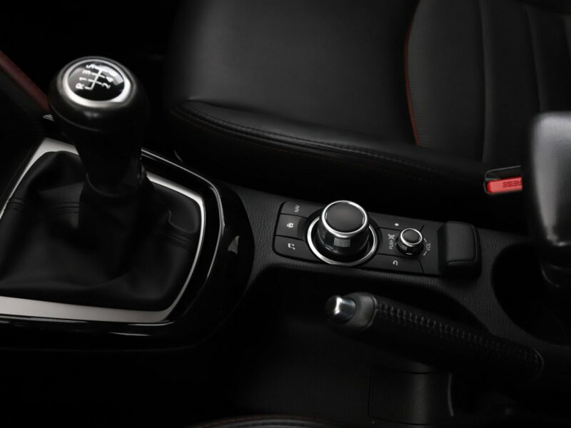 Mazda CX-3 skóra navi klima auto grzane fotele kamera i czujniki parkowania