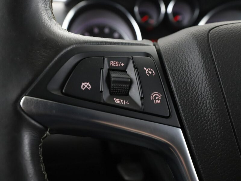 Opel Mokka Cosmo navi kamera klima-auto tempomat półskóra Bluetooth I (2012-2019)