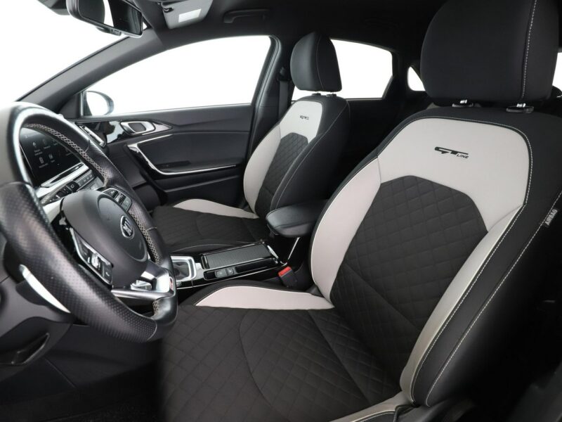 Kia Cee'd GT-Line automat navi PDC ACC Bluetooth asystenci klima-auto III (2018-)