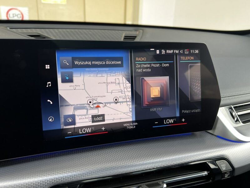 BMW iX1 xDrive30 306km, mPakiet, HUD, Harman, Panorama, FV23%