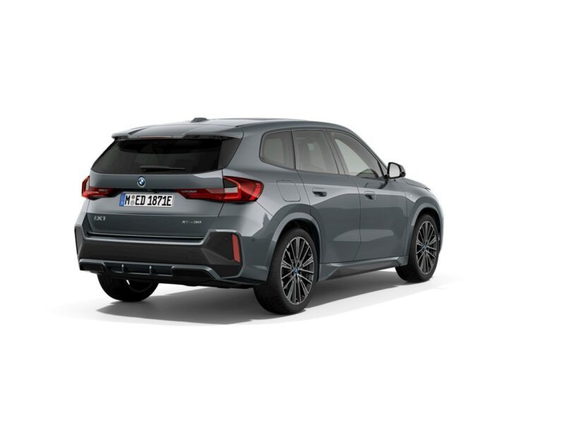 BMW iX1 xDrive30 306km, mPakiet, HUD, Harman, Panorama, FV23%