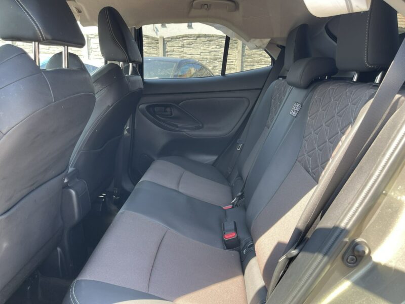 Toyota Yaris Cross Automat Hybryda Kamera Podgrzewanie Virtual cockpit 116KM