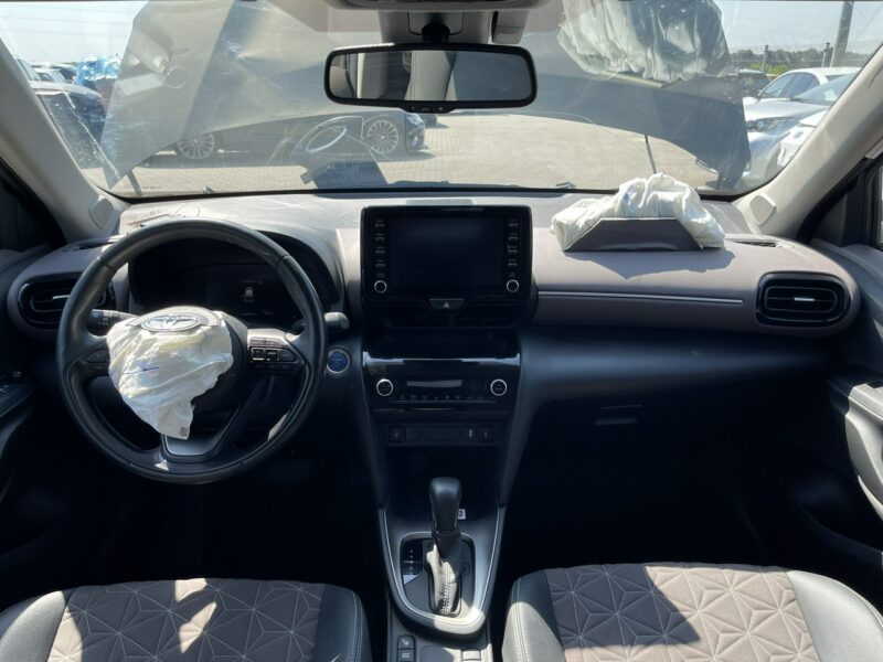 Toyota Yaris Cross Automat Hybryda Kamera Podgrzewanie Virtual cockpit 116KM