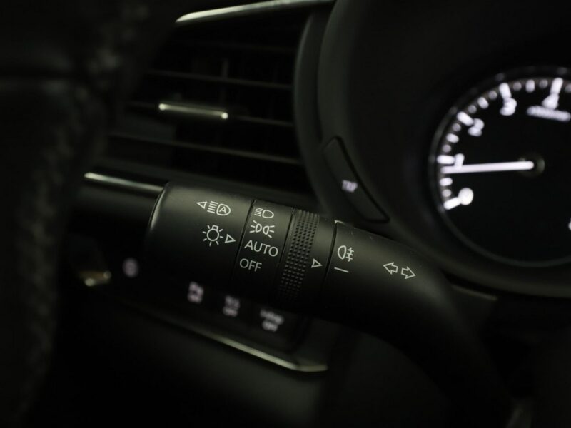 Mazda CX-30 2.0 Executive Klimatyzacja Tempomat Navi Kamera PDC Head-UP Full LED
