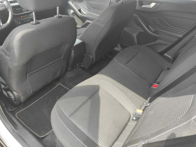 Ford Focus Titanium X 1.0 EcoBoost 125 KM Kombi RB68738 Mk4 (2018-)