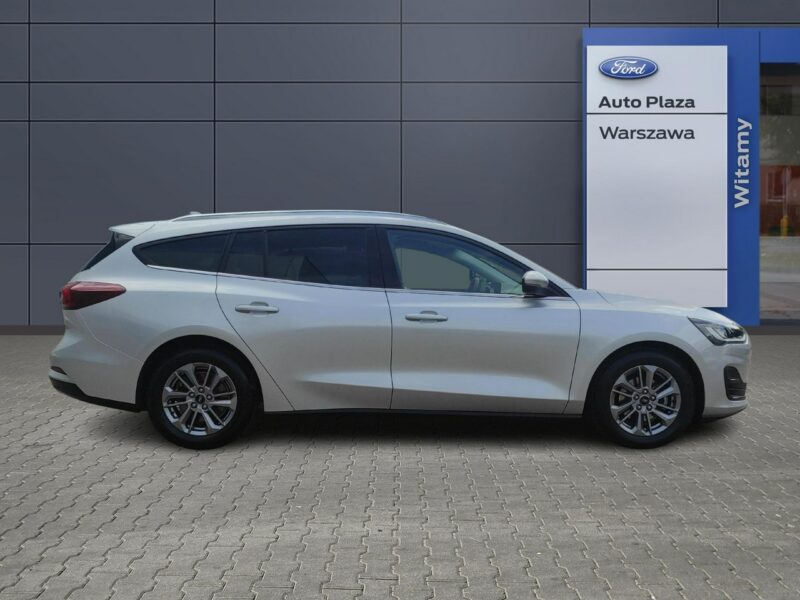 Ford Focus Titanium X 1.0 EcoBoost 125 KM Kombi RB68738 Mk4 (2018-)